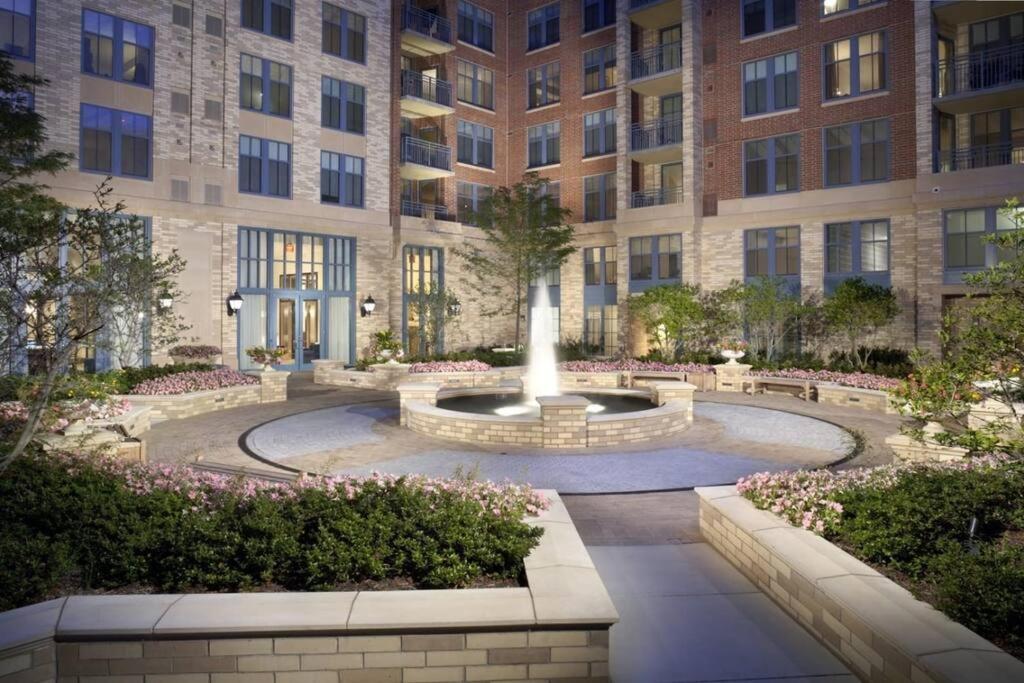 Fantastic 2 Bedroom Condo At Pentagon City أرلنغتون المظهر الخارجي الصورة