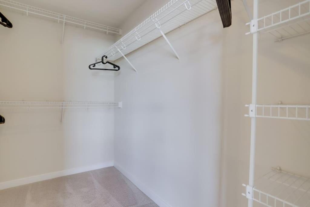 Fantastic 2 Bedroom Condo At Pentagon City أرلنغتون المظهر الخارجي الصورة