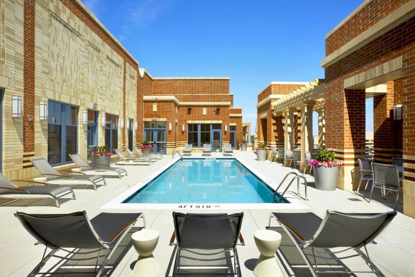 Fantastic 2 Bedroom Condo At Pentagon City أرلنغتون المظهر الخارجي الصورة